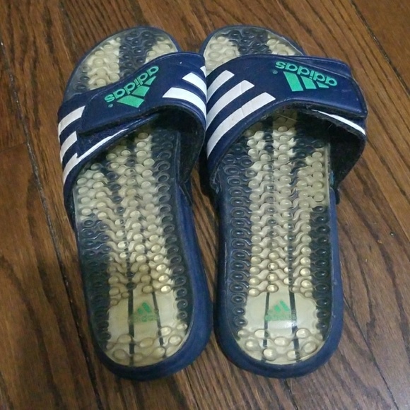 Adidas Flip Flops - Picture 1 of 3