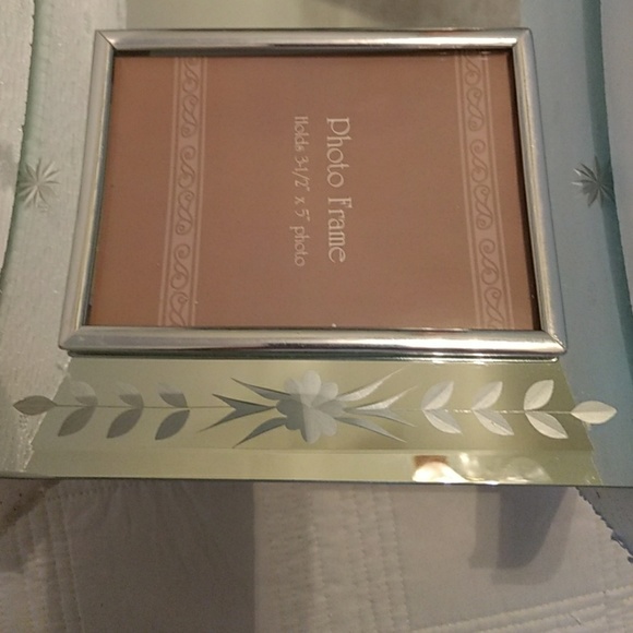 Curved Glass Clock/Frames - Picture 3 of 5