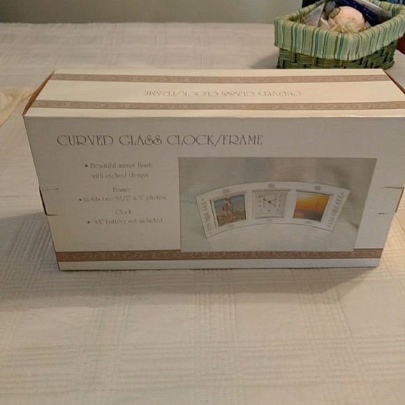 Curved Glass Clock/Frames - Picture 5 of 5