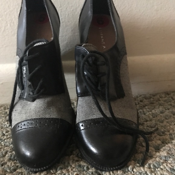 Saddle heels - Picture 2 of 3