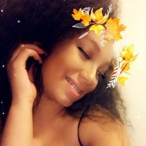 Meet your Posher, Valerie