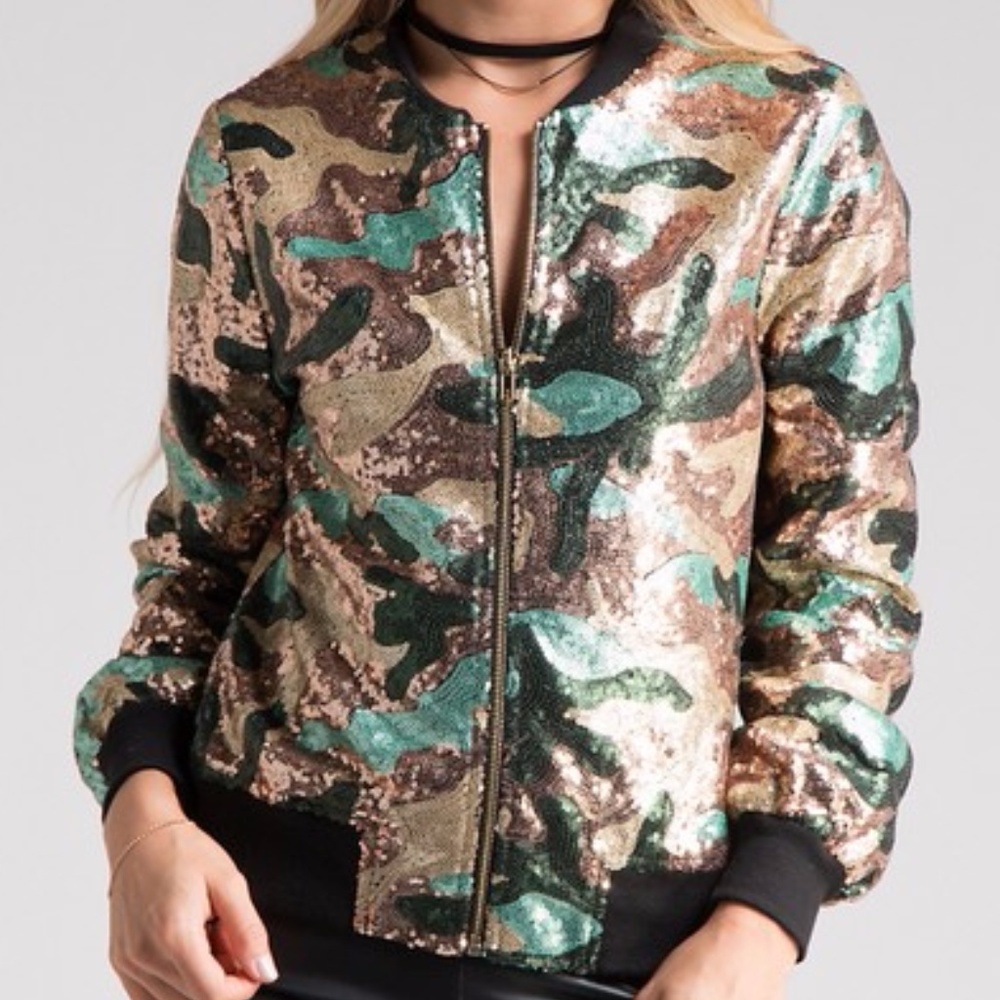 SEQUINS CAMOUFLAGE BOMBER JACKET