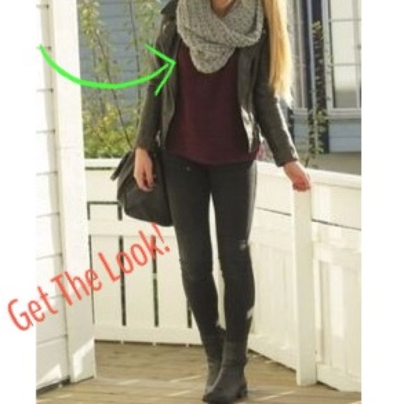 Charcoal Gray Knit Infinity Scarf - Picture 2 of 6