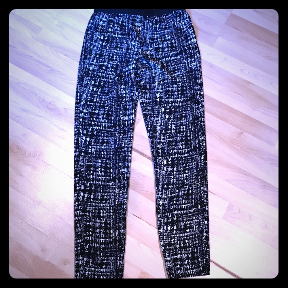 BCBG patterned silk pants