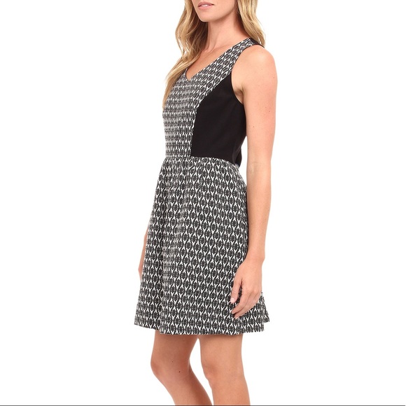 Kensie Soft Brocade Textured Fit & Flare Dress - S - Picture 3 of 5