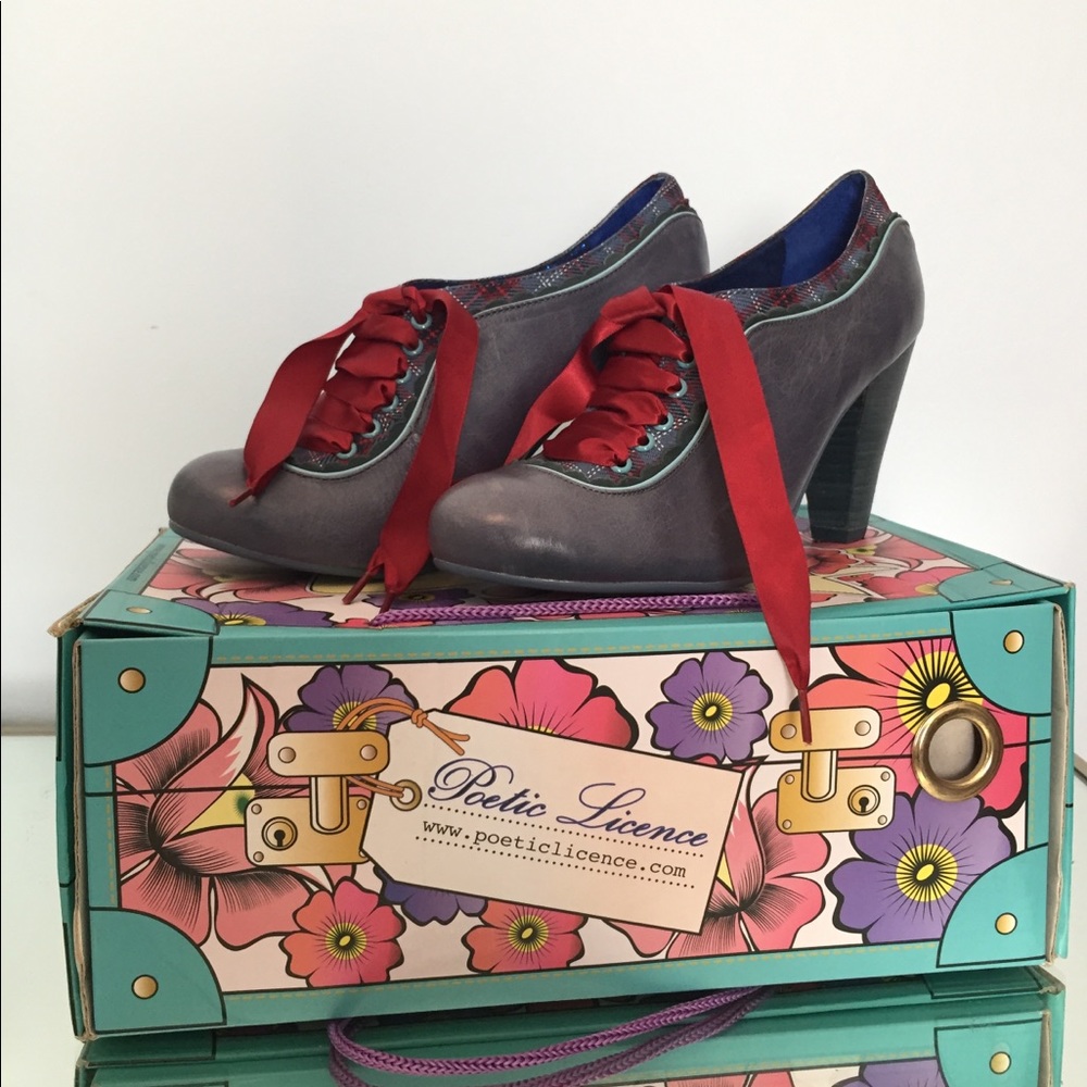 Poetic License - Backlash - Never Worn size US 7