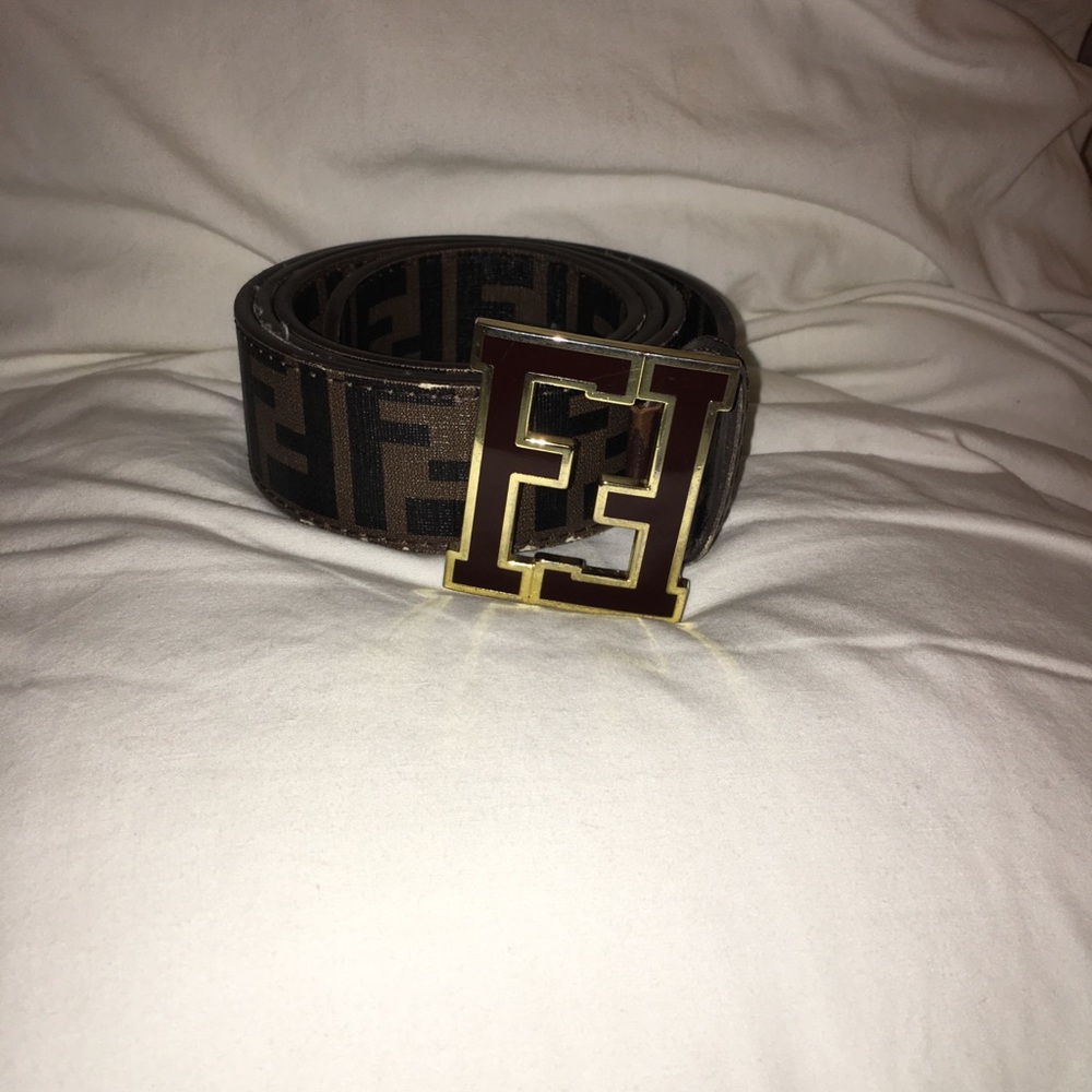 Fendi belt used 8.5/10 *Great Condition* For sale