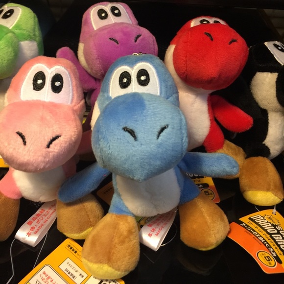 Blue yoshi key chain - Picture 2 of 4