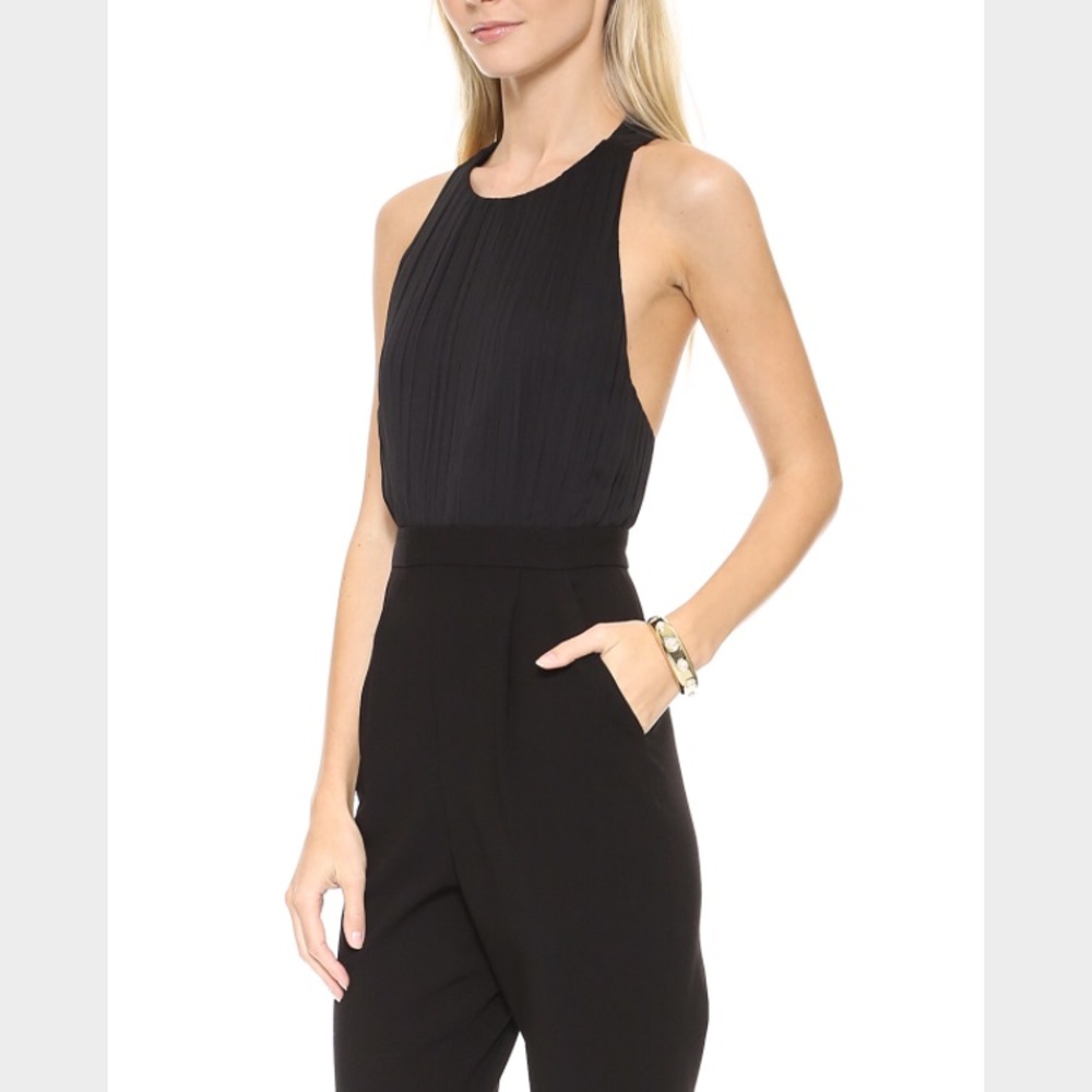 🔸SOLD .Alice + olivia jumpsuit - Picture 1 of 8
