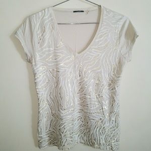 TAHARI Zebra Print V-neck Short Sleeve Tee