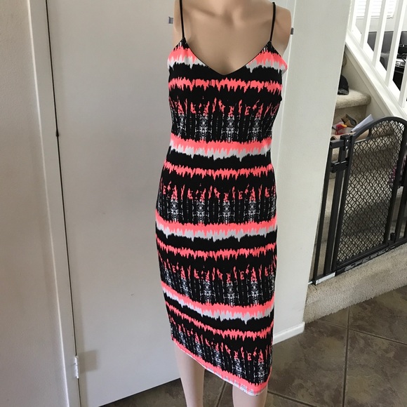 UK2LA Dresses & Skirts - UK2LA DRESS 👗