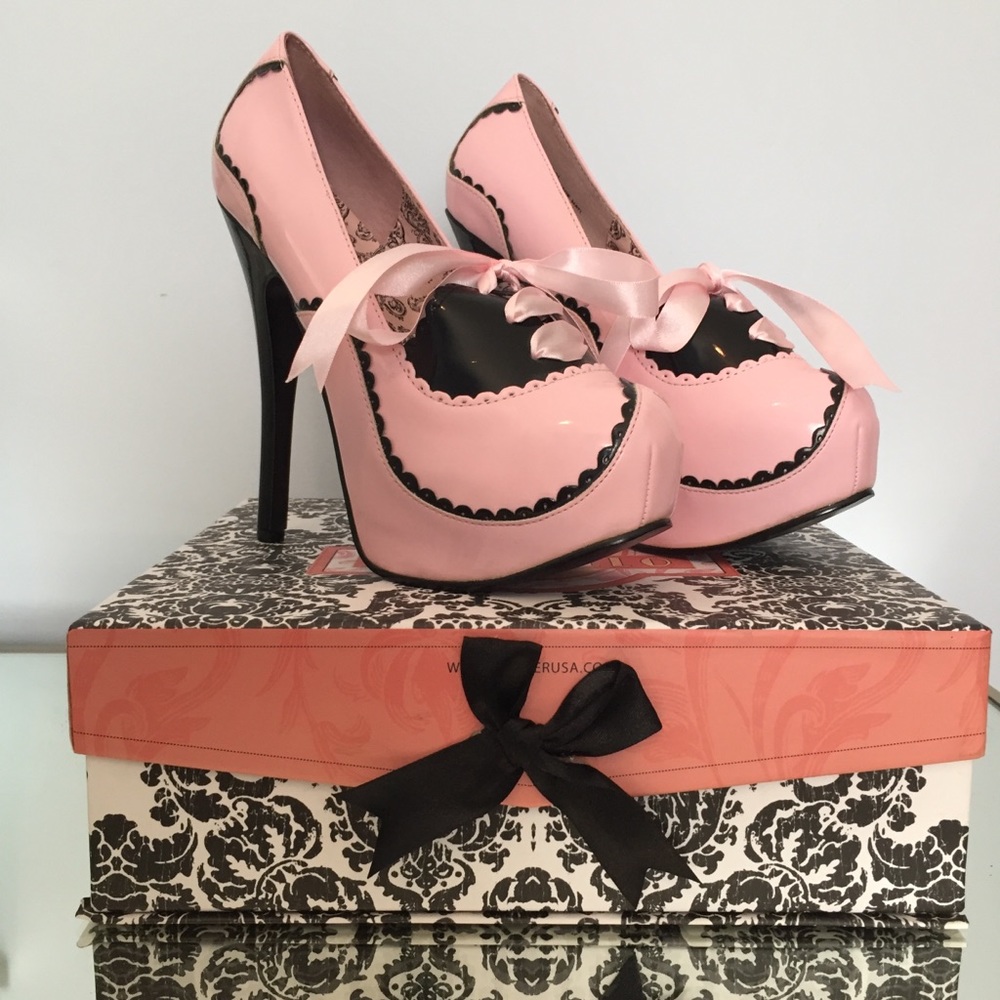 Teeze Pink & Black Patent Leather Bordello Fetish