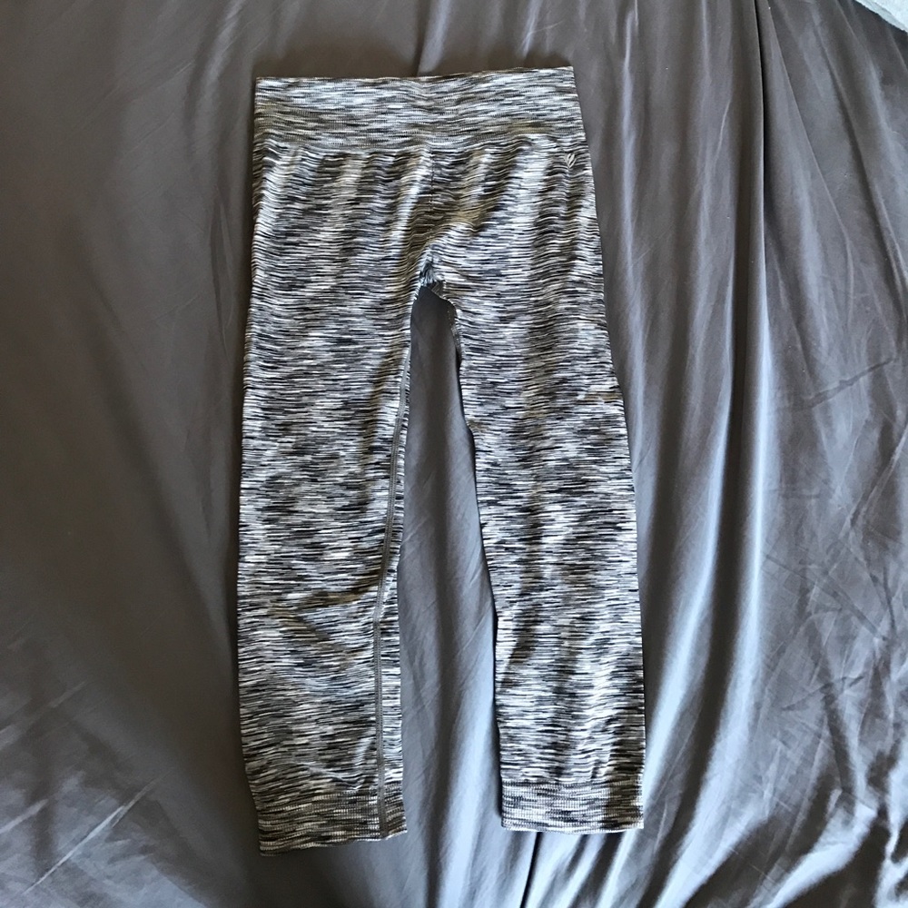 Exercise leggings