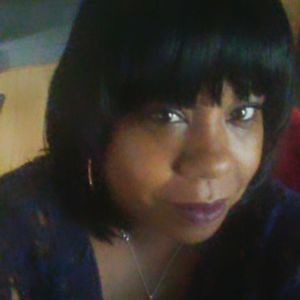 Meet your Posher, Clarissa