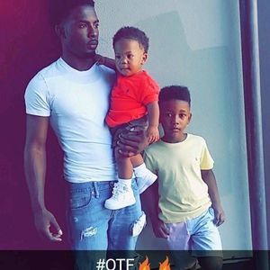 Meet your Posher, Aramis