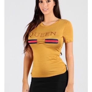 Fitted Graphic T-Shirt