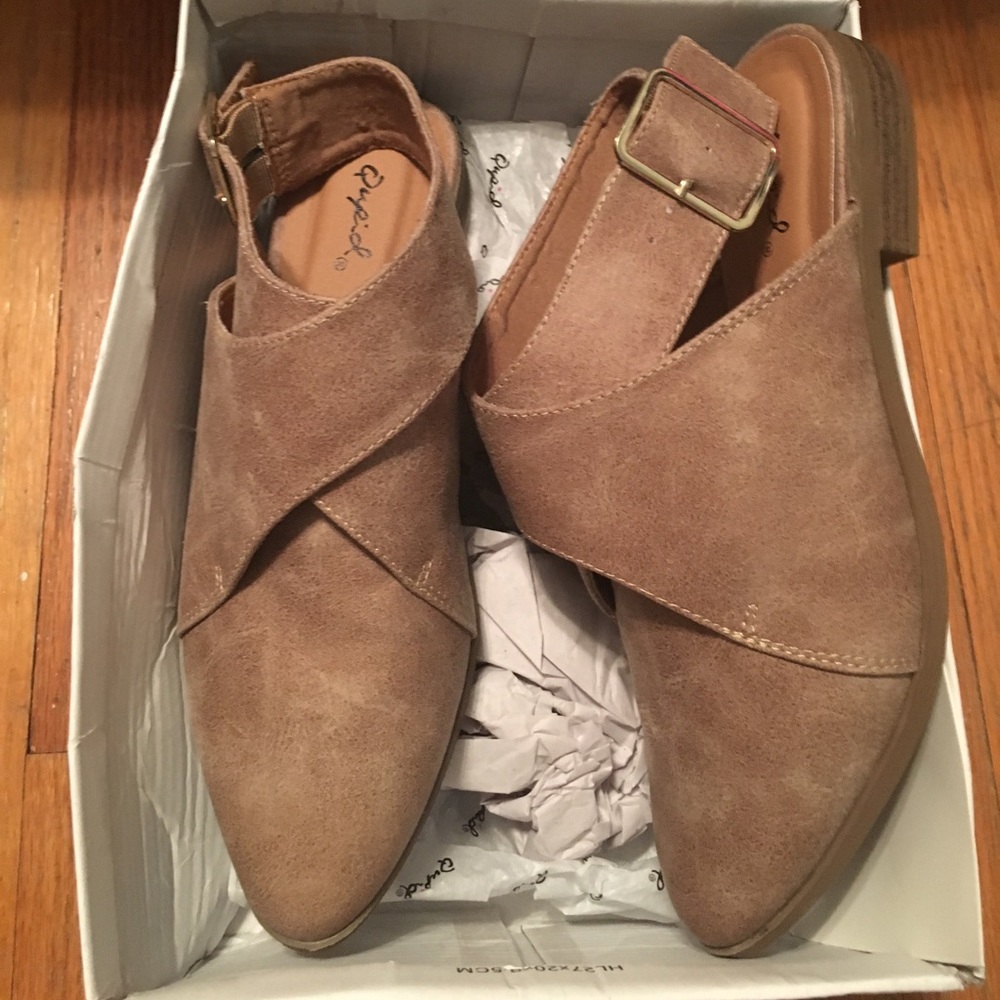 Taupe Free people style shoes size 7