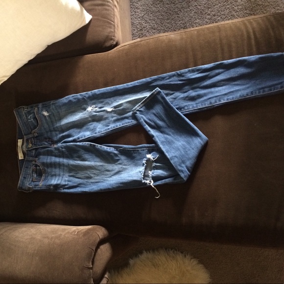 The A&F Super Skinny - Picture 3 of 4