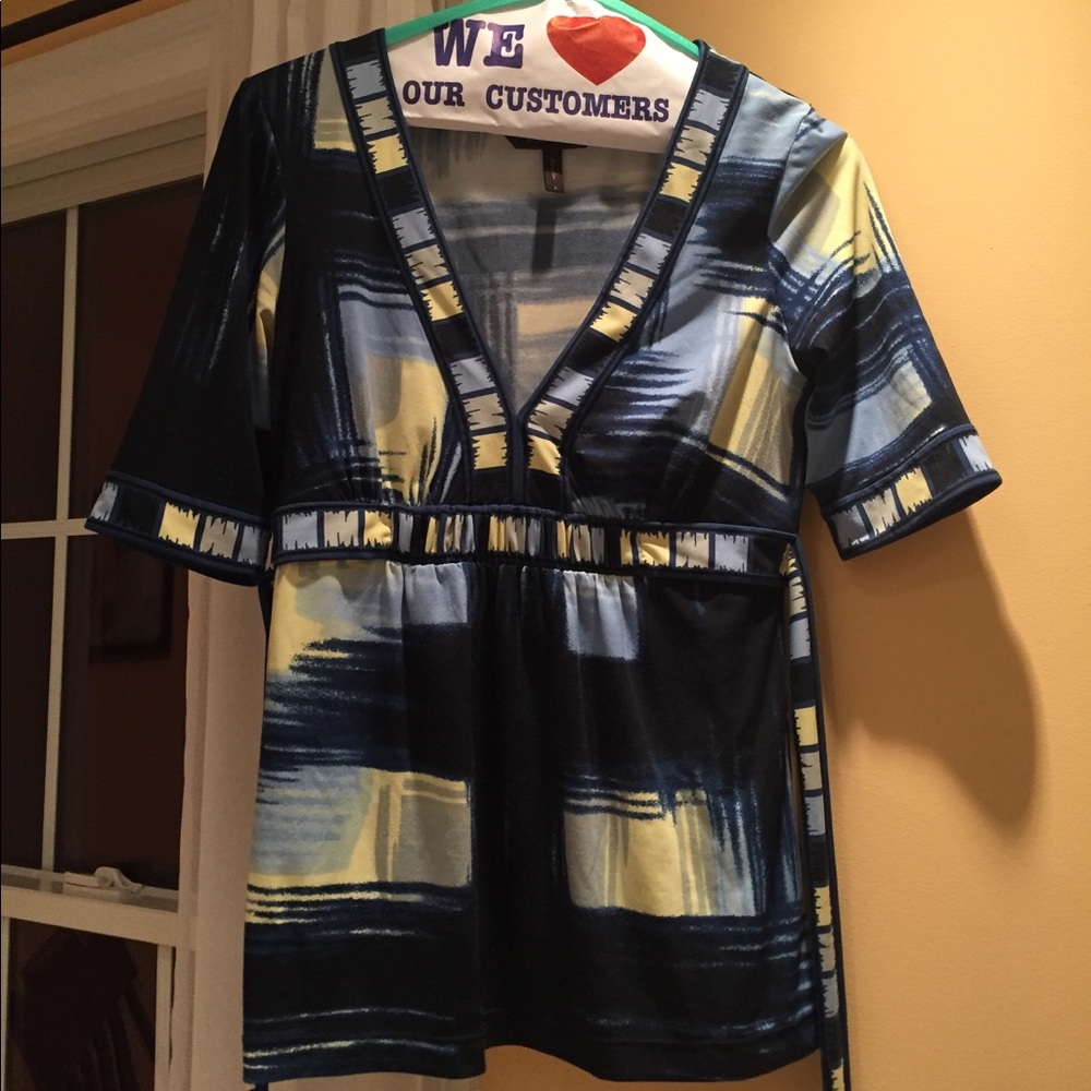 BCBG MaxAzaria blue and yellow top