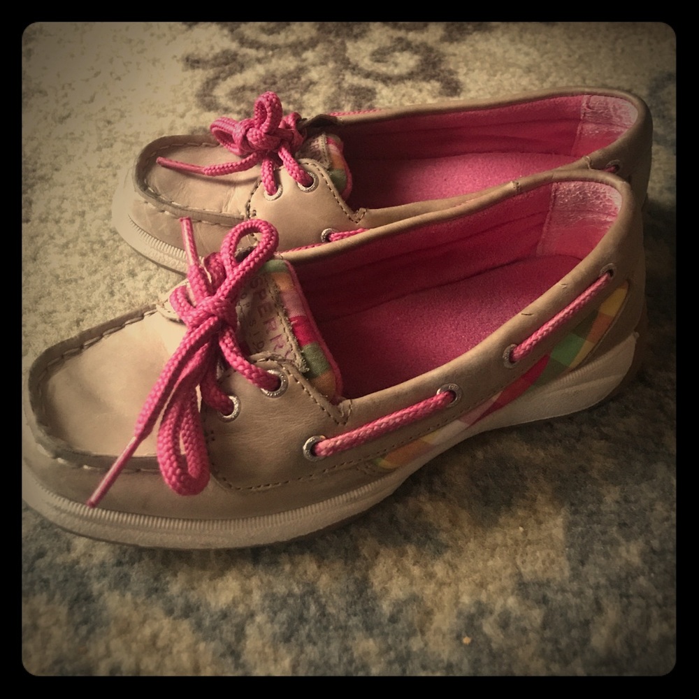 Little girls Sperrys!