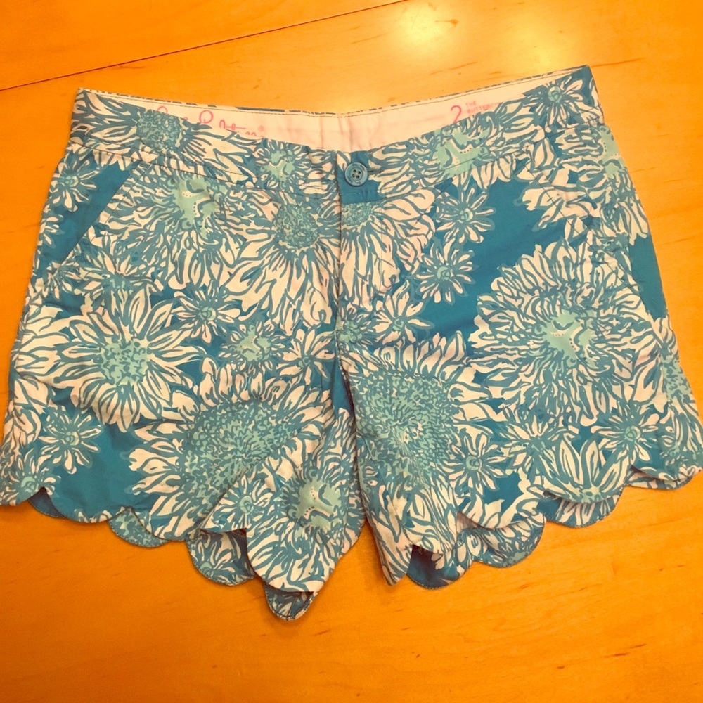 Lilly Pulitzer buttercup shorts size 2
