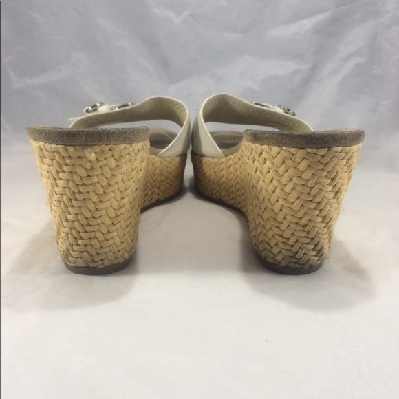 Prada White leather buckle slip on platform wedges - Picture 6 of 8