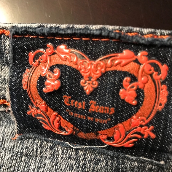 Size 17/18 TRUST JEANS - faded out with gathering - Picture 3 of 8
