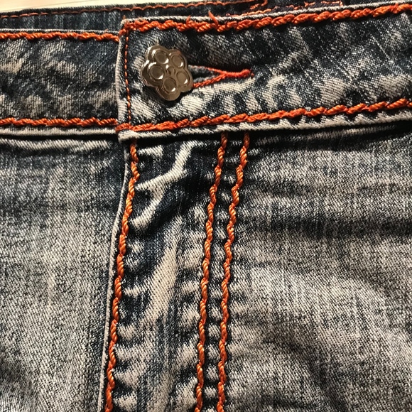 Size 17/18 TRUST JEANS - faded out with gathering - Picture 6 of 8