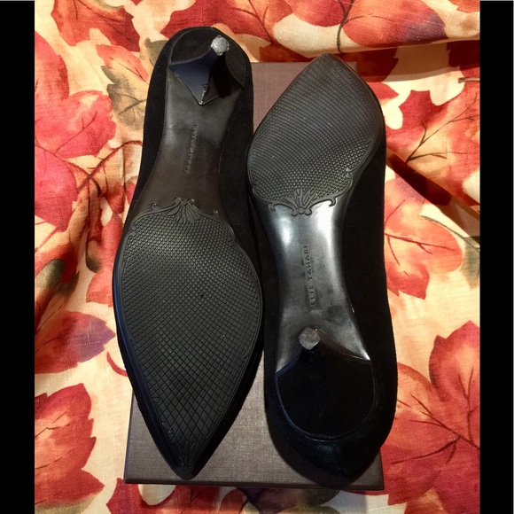 Elie Tahari Felicia Pumps - Picture 4 of 8
