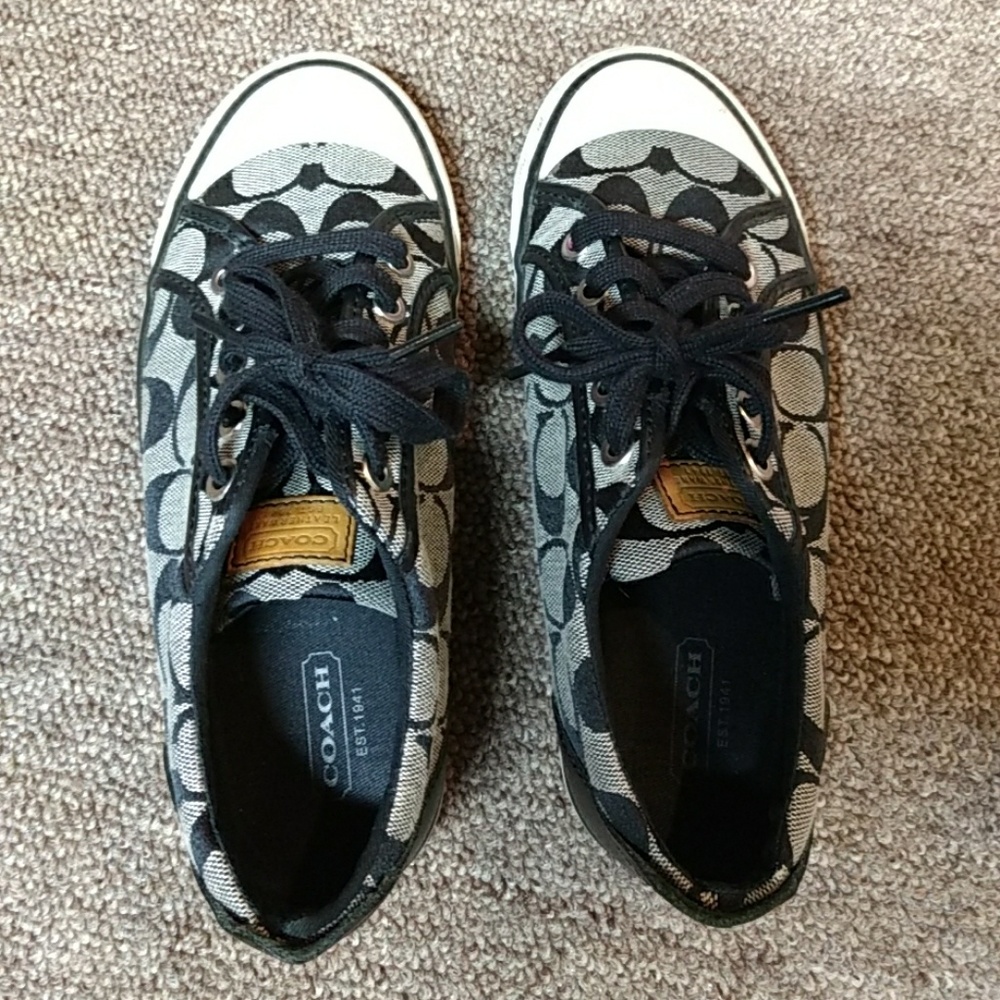 Woman's Coach shoes