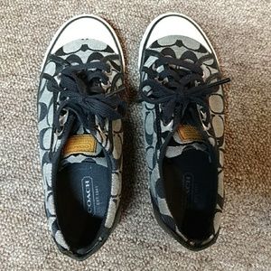 Woman's Coach shoes