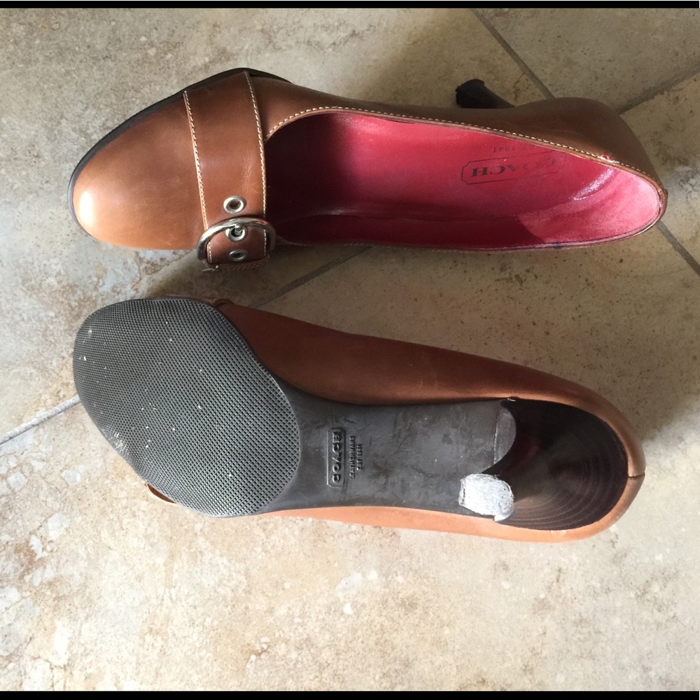 Coach Leather 2.5” hells, women’s size 6.5 - Picture 7 of 8