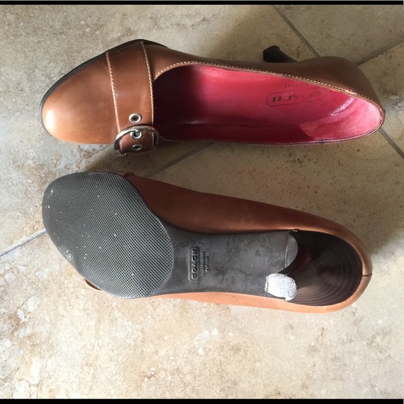 Coach Leather 2.5” hells, women’s size 6.5 - Picture 7 of 8