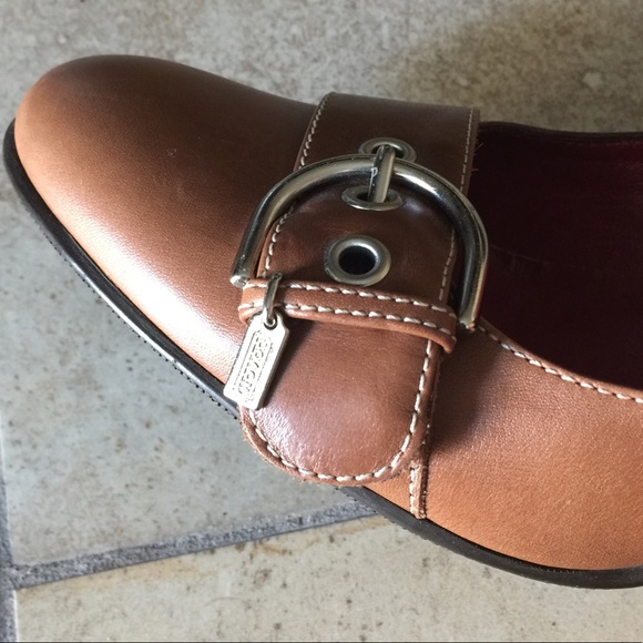 Coach Leather 2.5” hells, women’s size 6.5 - Picture 4 of 8