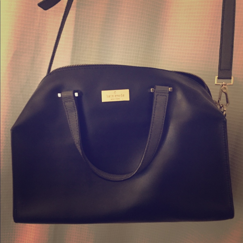 Black Kate spade purse