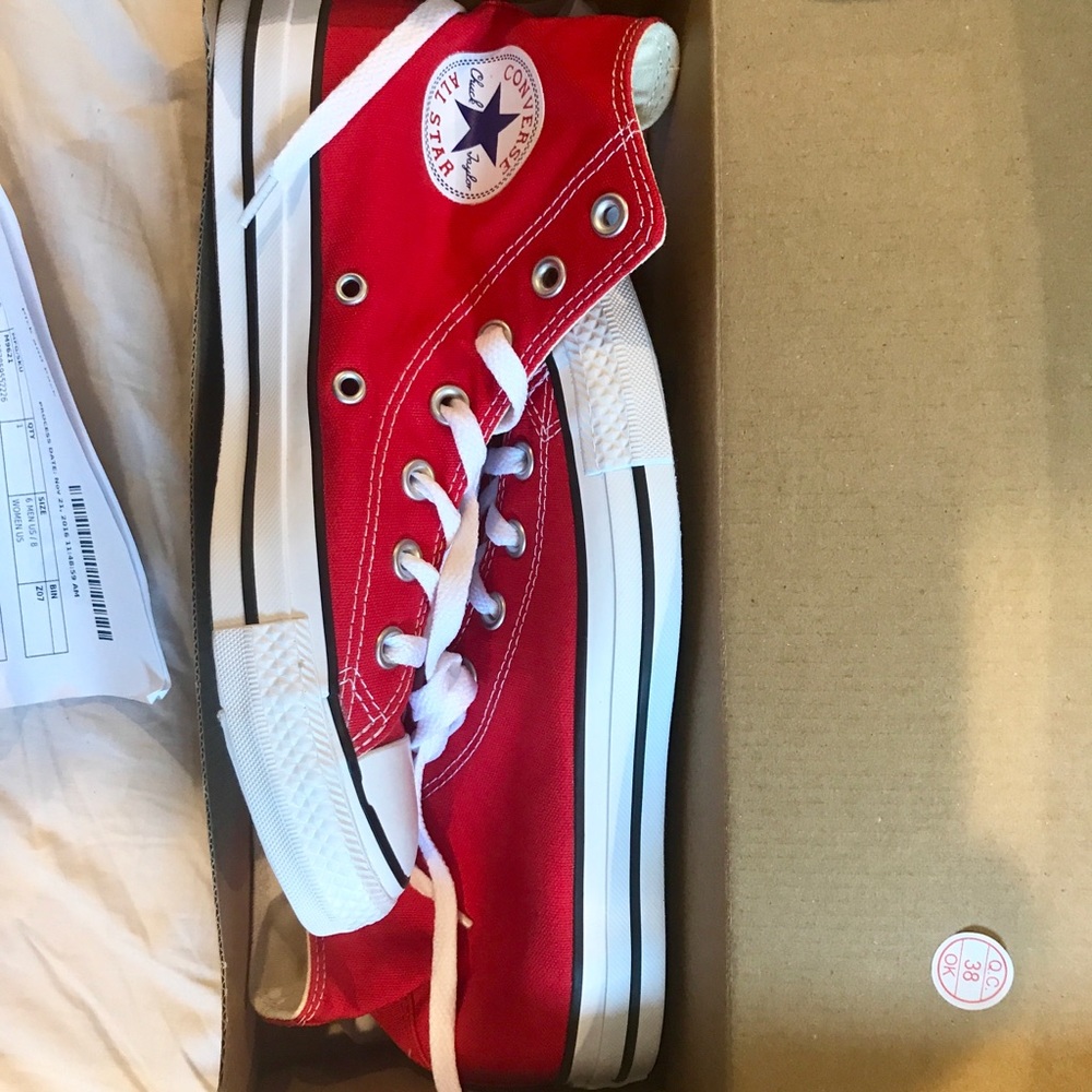 NIB Converse hi-top