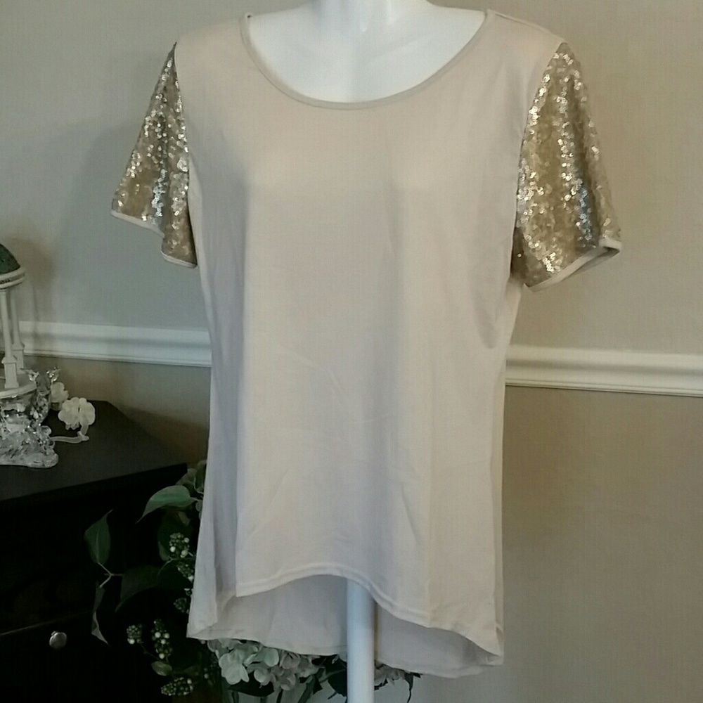 NWT High-low Tunic Top