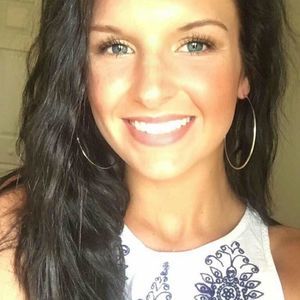 Meet your Posher, Bebe