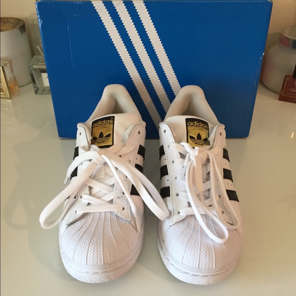 Adidas Superstar