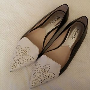Michael Kors Sophie studded flat sz.7