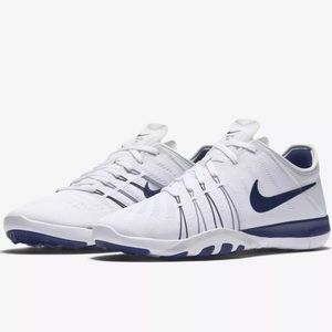 NIKE Women’s Free TR 6 Size 8