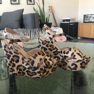 Steve Madden leopard platform