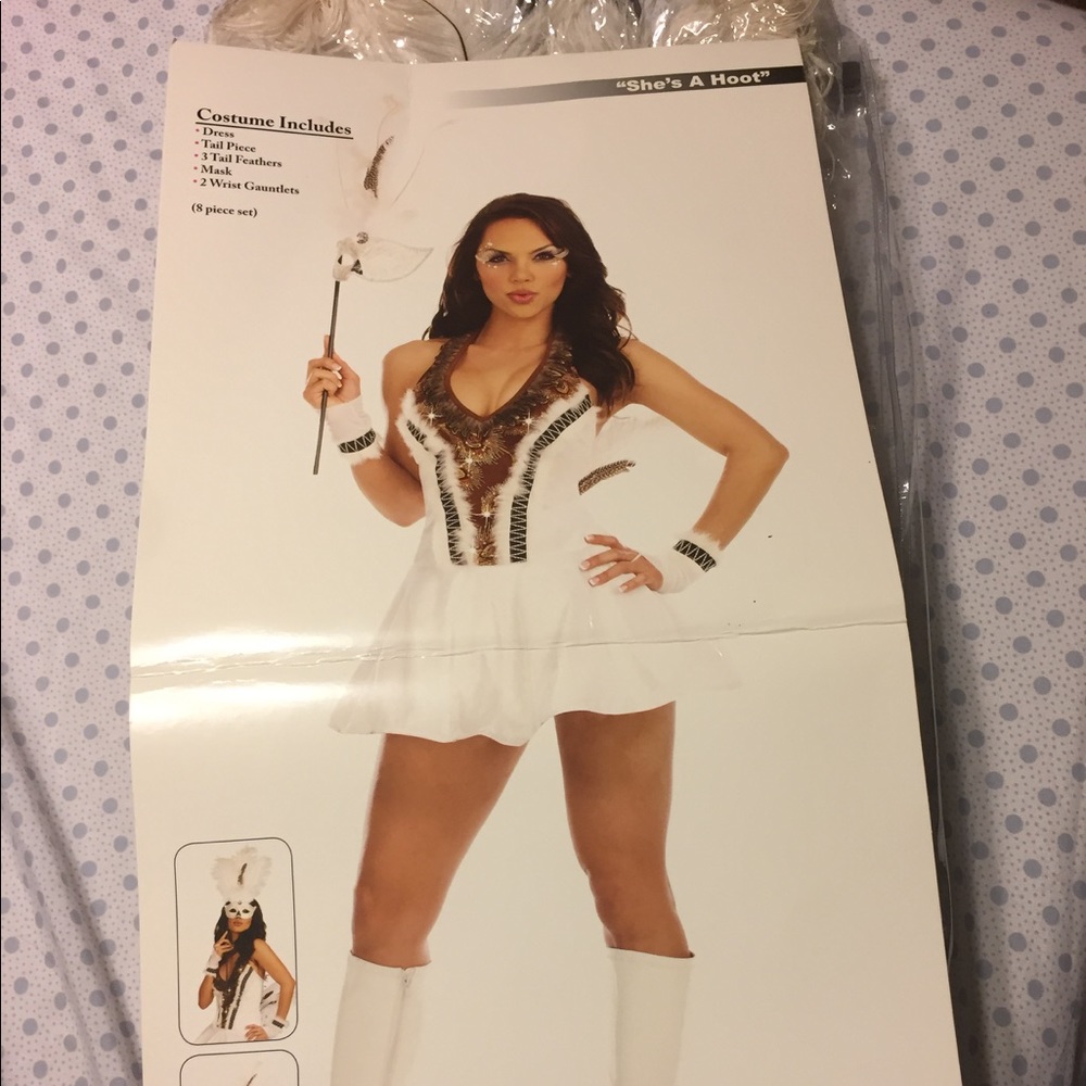 Halloween Costume -"She's a hoot"