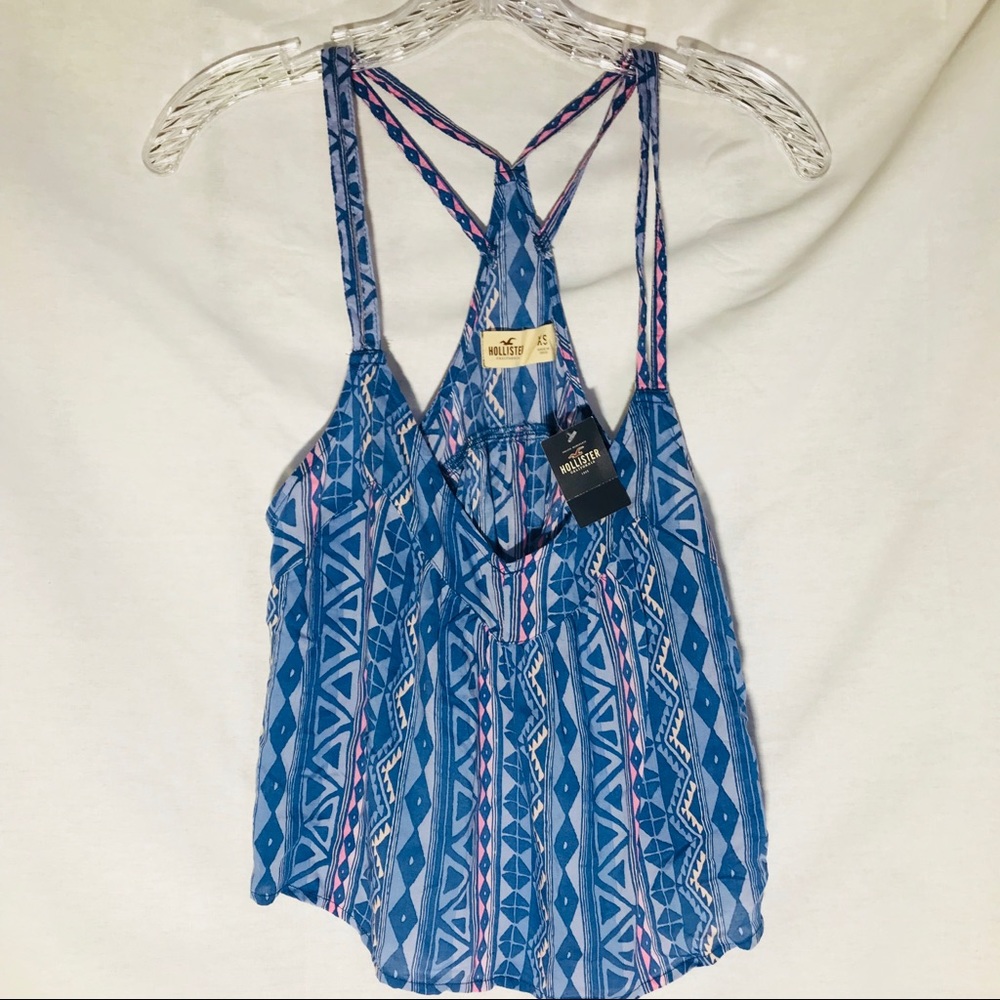 Hollister top