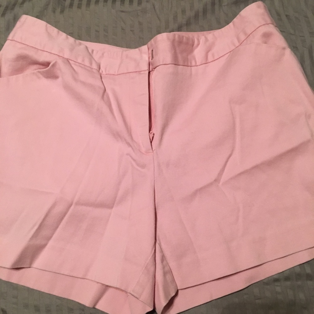 ANNTAYLOR SHORTS