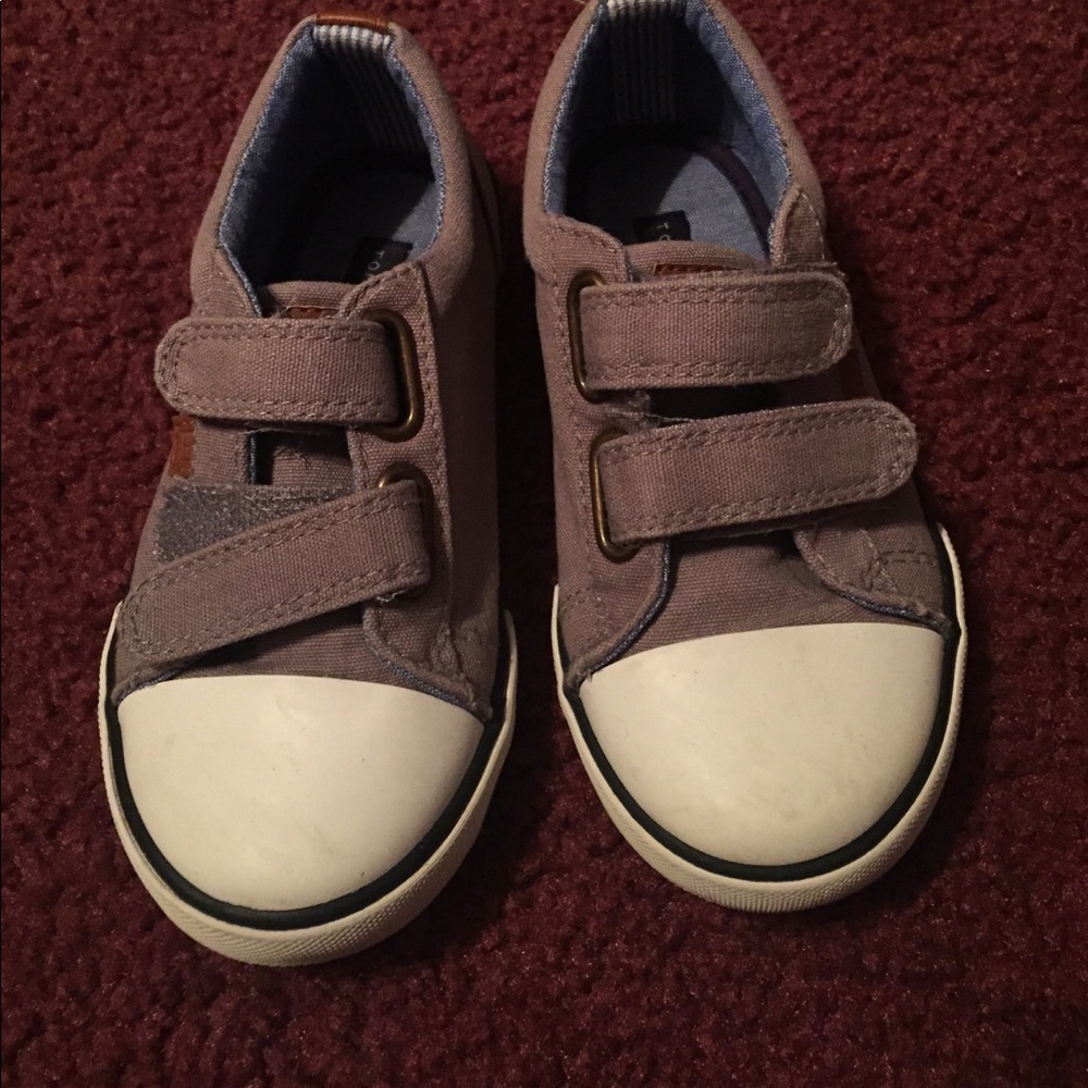 Velcro shoes.