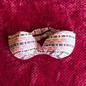 Strapless (comes with straps) bathing suit top