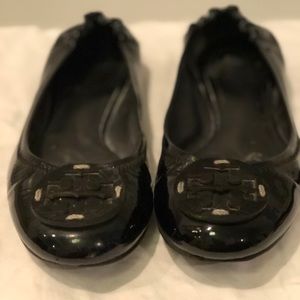 Tory Burch Black Patent Reva size 8.5