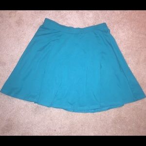Women's flowy skirt