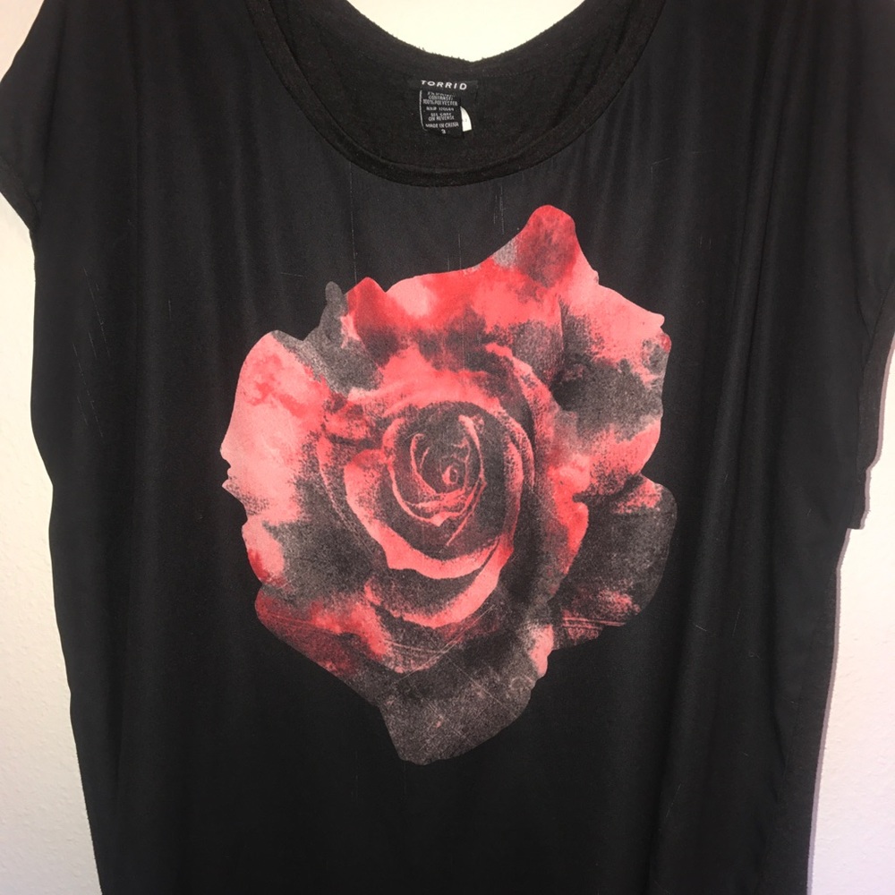 Rose Tee with cotton back